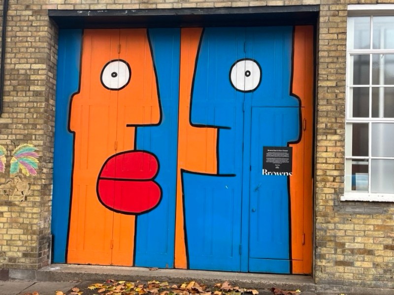 Il ritorno alle origini di Thierry Noir a Shoreditch